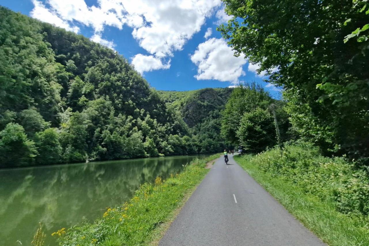 Gite Le Carmel Fumay Exteriör bild